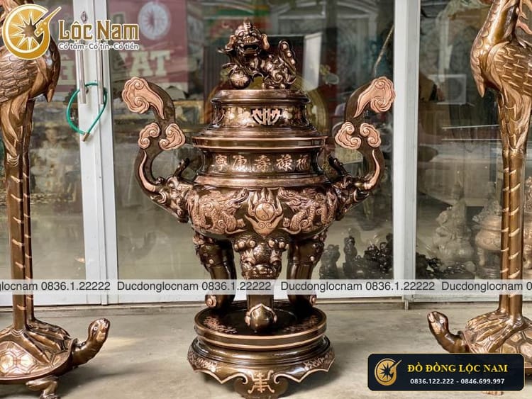 Đỉnh Đồng Thất Lân Vờn Cầu Khảm Tam Khí