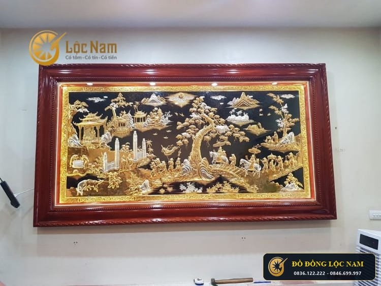 Tranh đồng Vinh Quy Bái Tổ dát vàng